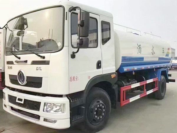 東風創普灑水車