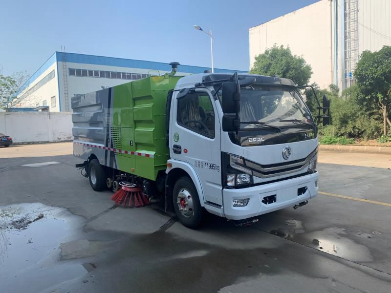 東風(fēng)多利卡洗掃車