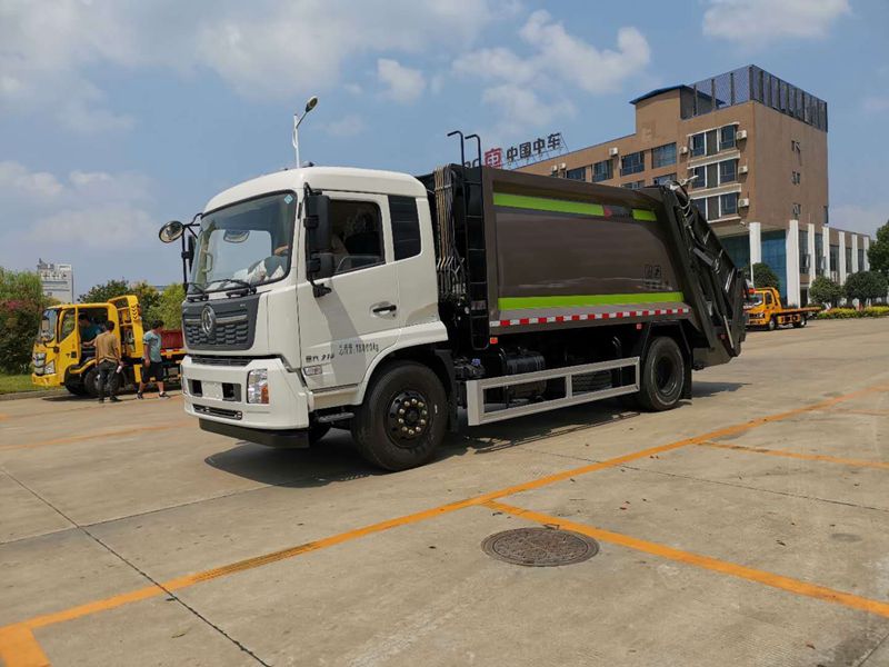 東風(fēng)天錦14方壓縮垃圾車